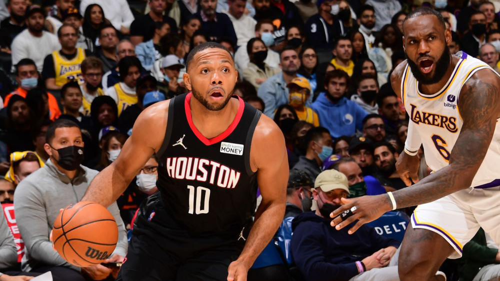 包含年龄差距引发关注：老将年轻新秀的对决的词条