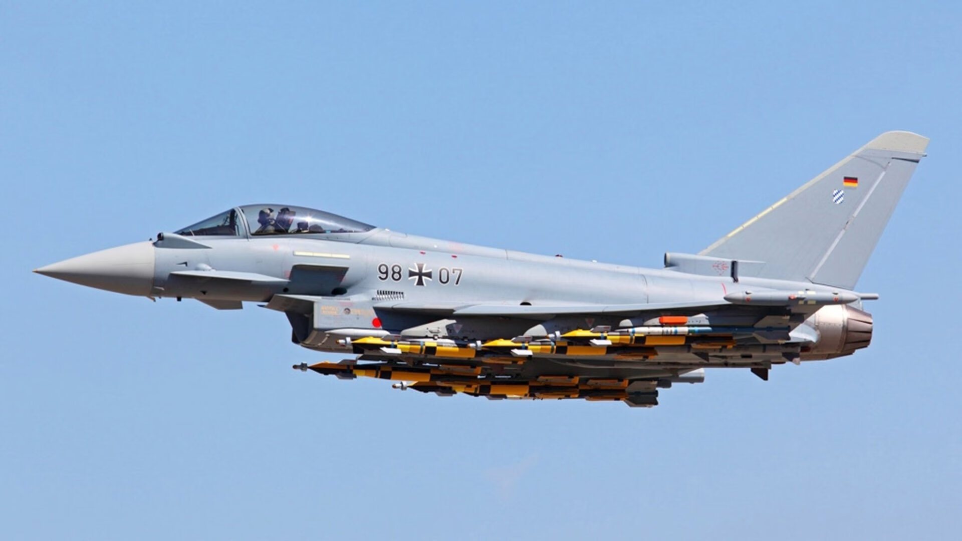 【年轻新星崛起】他们是如何用训练突破自我？，新青年崛起