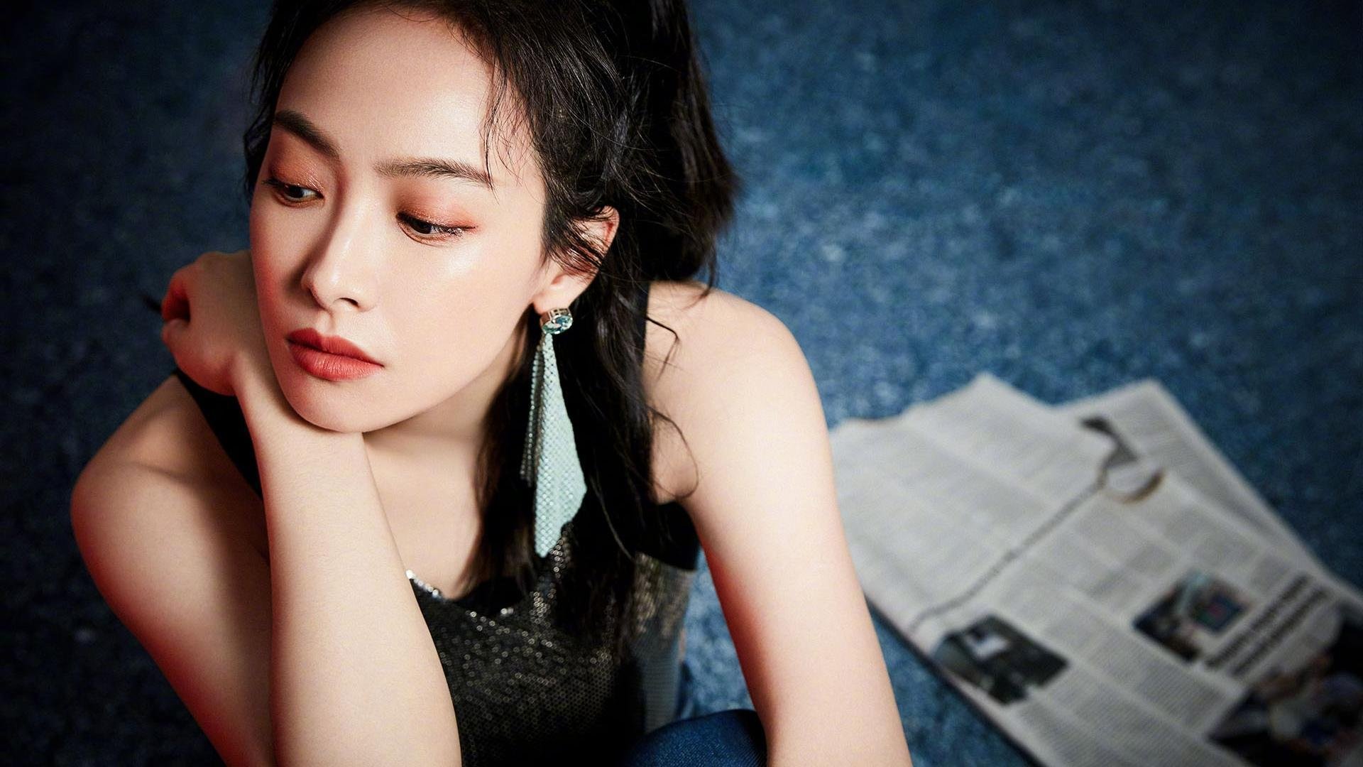 电子竞技行业持续升温，赛事规模不断扩大，电子竞技预计市场占有率